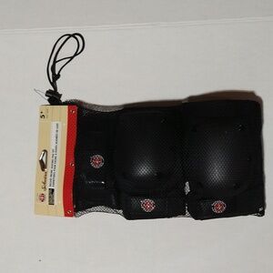 Schwinn Deluxe Inline Skating Pad Set